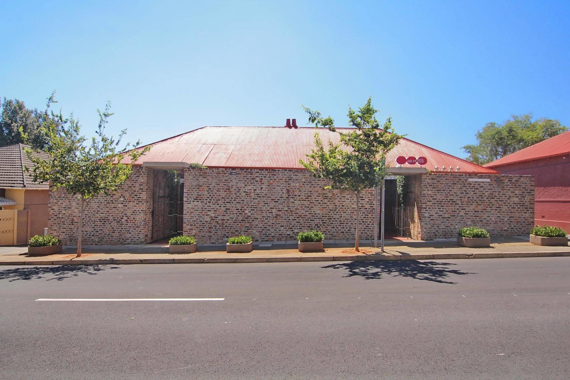 Motel Mi Pi Chi Johannesburg Exterior foto